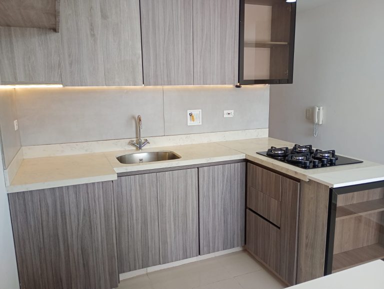 APARTAMENTO EN VENTA O ARRIENDO, QUINTO PISO CON ASCENSOR – EN LA CEJA