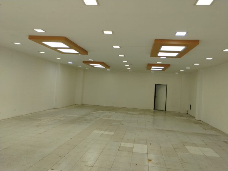 ALQUILO LOCAL COMERCIAL – AV. SEXTA, BARRIO SAN VICENTE