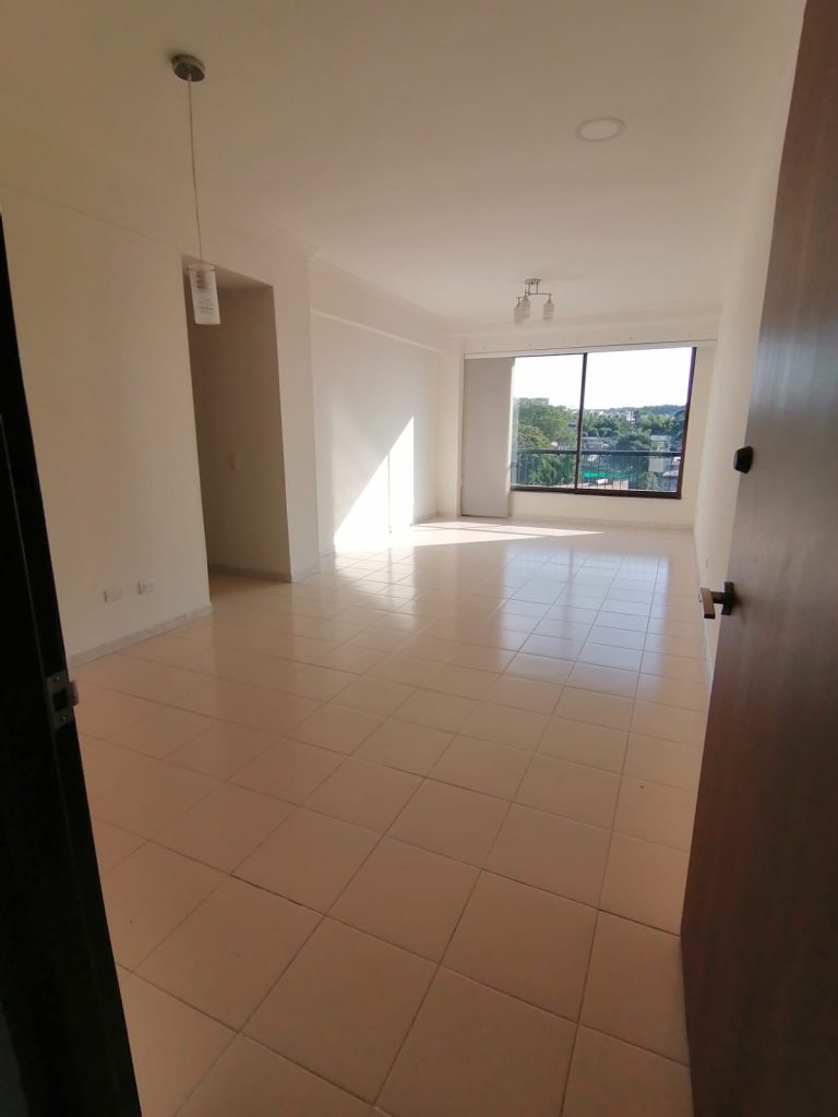 ARRIENDO AMPLIO APARTAMENTO CERCA A PROVIDENCIA Y LA 14 PEREIRA