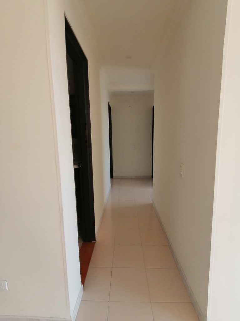 ARRIENDO AMPLIO APARTAMENTO CERCA A PROVIDENCIA Y LA 14 PEREIRA