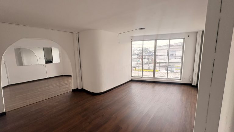 Arriendo Casa Comercial 5 alcobas Rodadero Sur