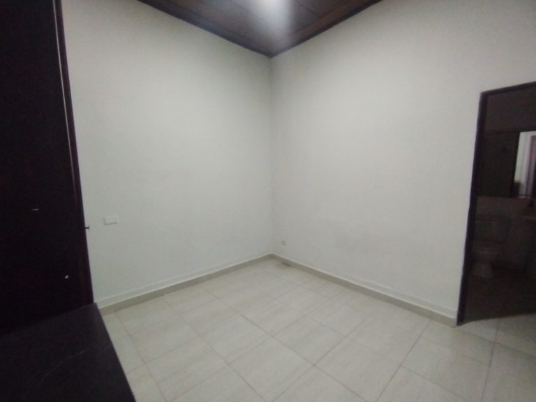 ARRIENDO APARTAESTUDIO VERSALLES MANIZALES | INDEPENDIENTE