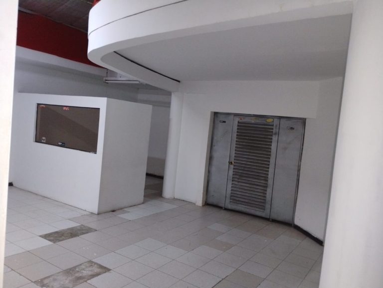 ALQUILO LOCAL COMERCIAL – AV. SEXTA, BARRIO SAN VICENTE