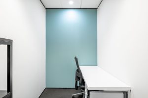 Generic_Small_Office_07_sbc8oo.jpg