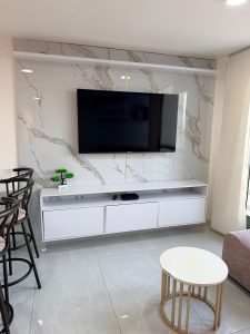 Arriendo hermoso apto amoblado cerca al malecon