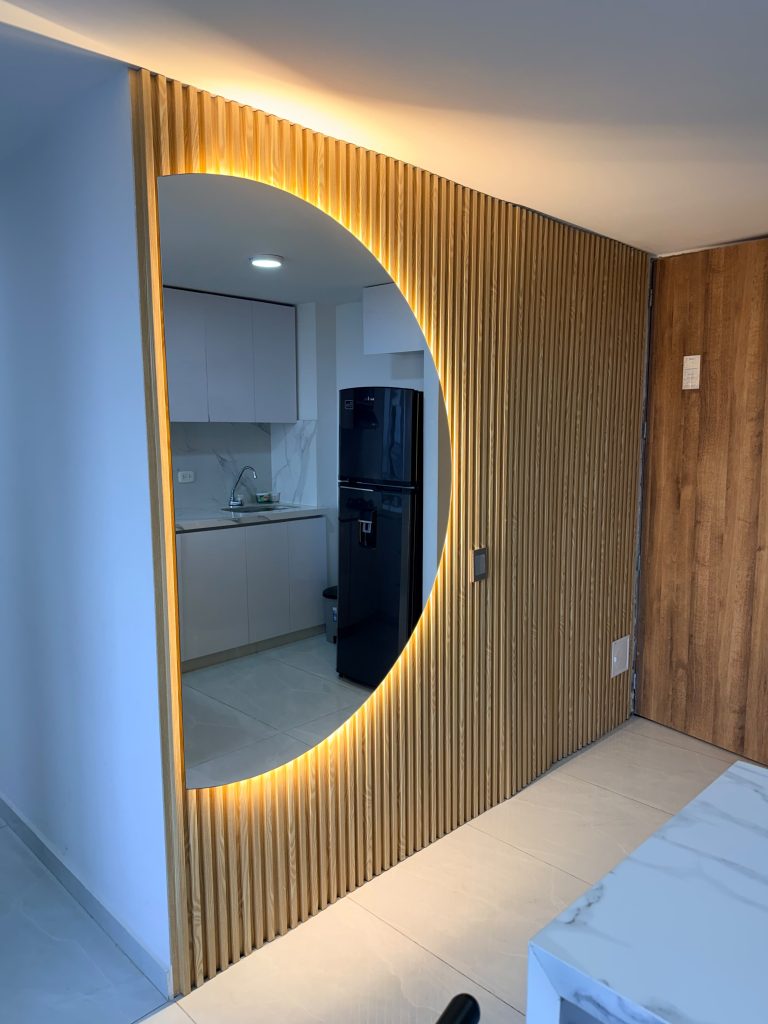 Arriendo hermoso apto amoblado cerca al malecon