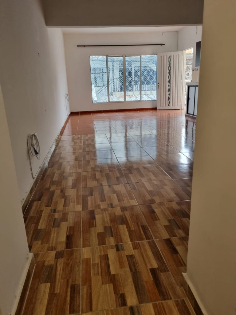 SIN INMOBILIARIA,Arriendo Apartaestudio de 3 ambientes,SIN AMOBLAR,PISO 1,Iluminado,BIEN UBICADO