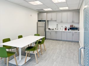 Kitchen_13.jpg