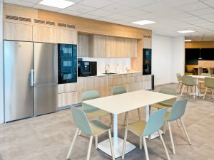 Kitchen_15.jpg