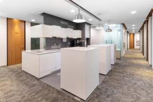 Kitchen_5.jpg