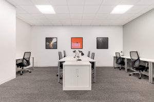 OfficeL_16.jpg