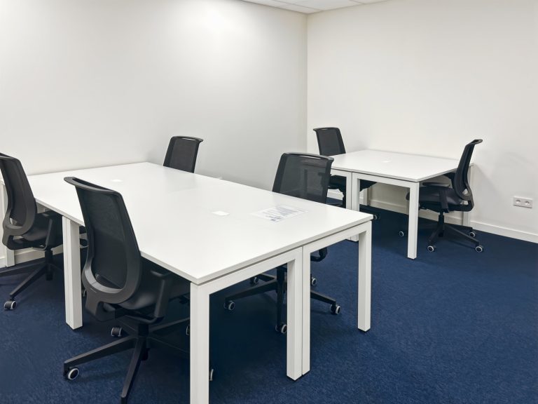 Oficina grande en alquiler – {{brand}} Bogota, Business Suites Santa Barbara {{city}}