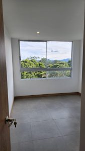 🌿 Arriendo Apartaestudio Moderno con Vista Verde | Edificio Ruta 39