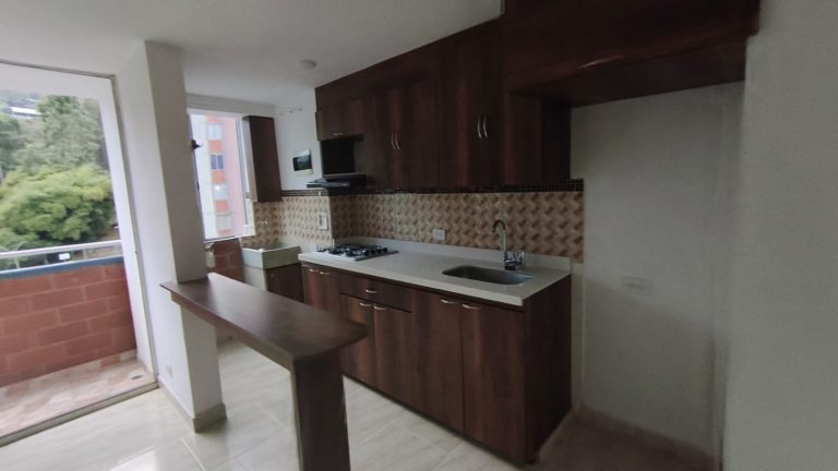 SE ARRIENDA APARTAMENTO EN ROBLEDO LA AURORA, MEDELLÍN