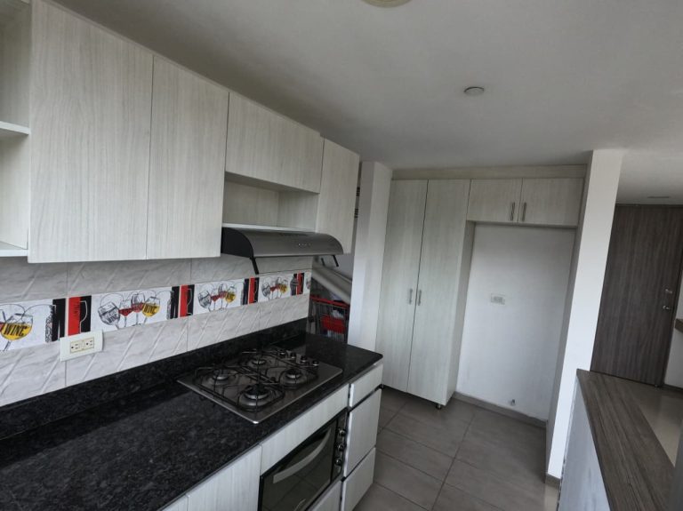 SE ARRIENDA APARTAMENTO EN PILARICA, MEDELLÍN