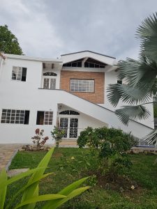 EXCELENTE CASA RUITOQUE ALTO