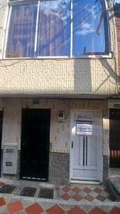 alquilo_apartamento_barrio_rob_1727924248-4503_5573.jpeg