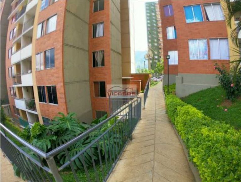 CASA PRIMER PISO EN VENTA O ARRIENDO, EN LA CEJA ANTIOQUIA