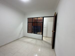 apartamento_en_alquiler_p1_pe_1786052937-3947_4095.jpeg