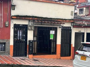 arriendo_casa_primer_piso_cerc_1731012061-4775_4906.jpeg