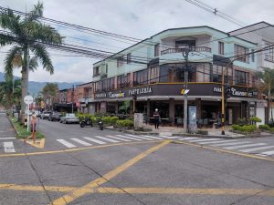 arriendo_local_en_dosquebradas_1786563736-8431_7875.jpeg