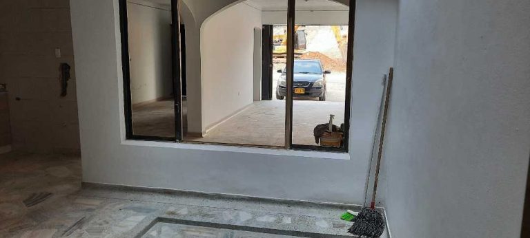 Casa en alquiler norte de cali barrio floralia con local comercial
