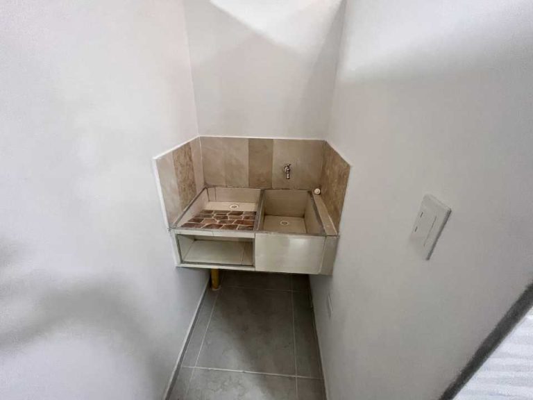 SE ALQUILA APARTAESTUDIO (EXTERNO) CALI SUR CALICANTO