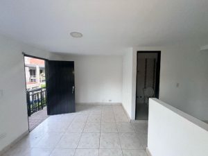 se_alquila_apartamento_esquin_1708915776-8291_7423.jpg