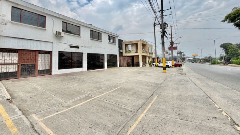 ALQUILER APARTAMENTO AMOBLADO EN VERSALLES