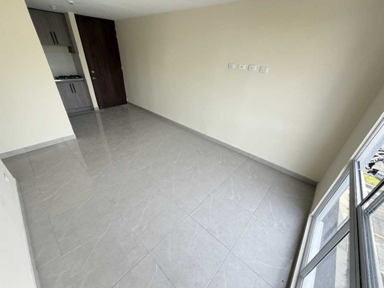 SE ARRIENDA APARTAMENTO DE 3 HABITACIONES – SECTOR SUR