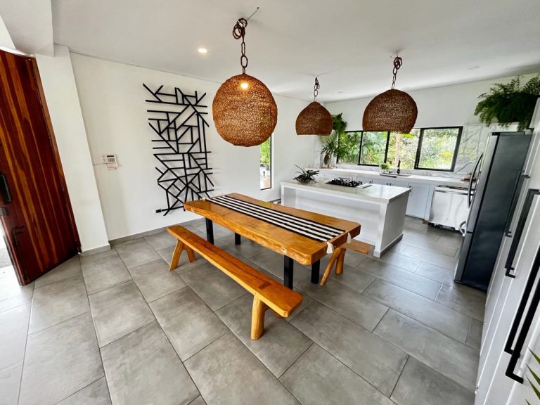 Se Arrienda Casa Campestre Fuera de Conjunto Cerrado – Sector Tebaida