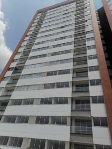 vendo_apartamento_con_parque_1715114769-8984_4086.jpg