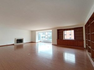 Apartamento Rosales: 239m2, 3H, 3.5B y 3P
