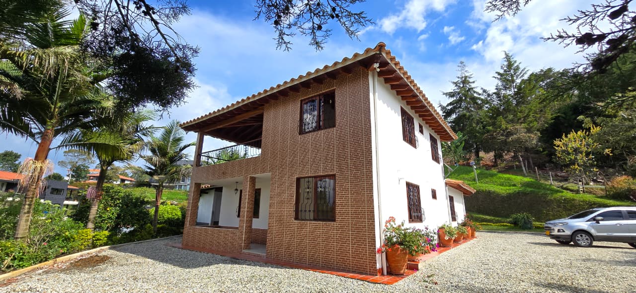 Local en Arriendo en Loma del barro, Envigado