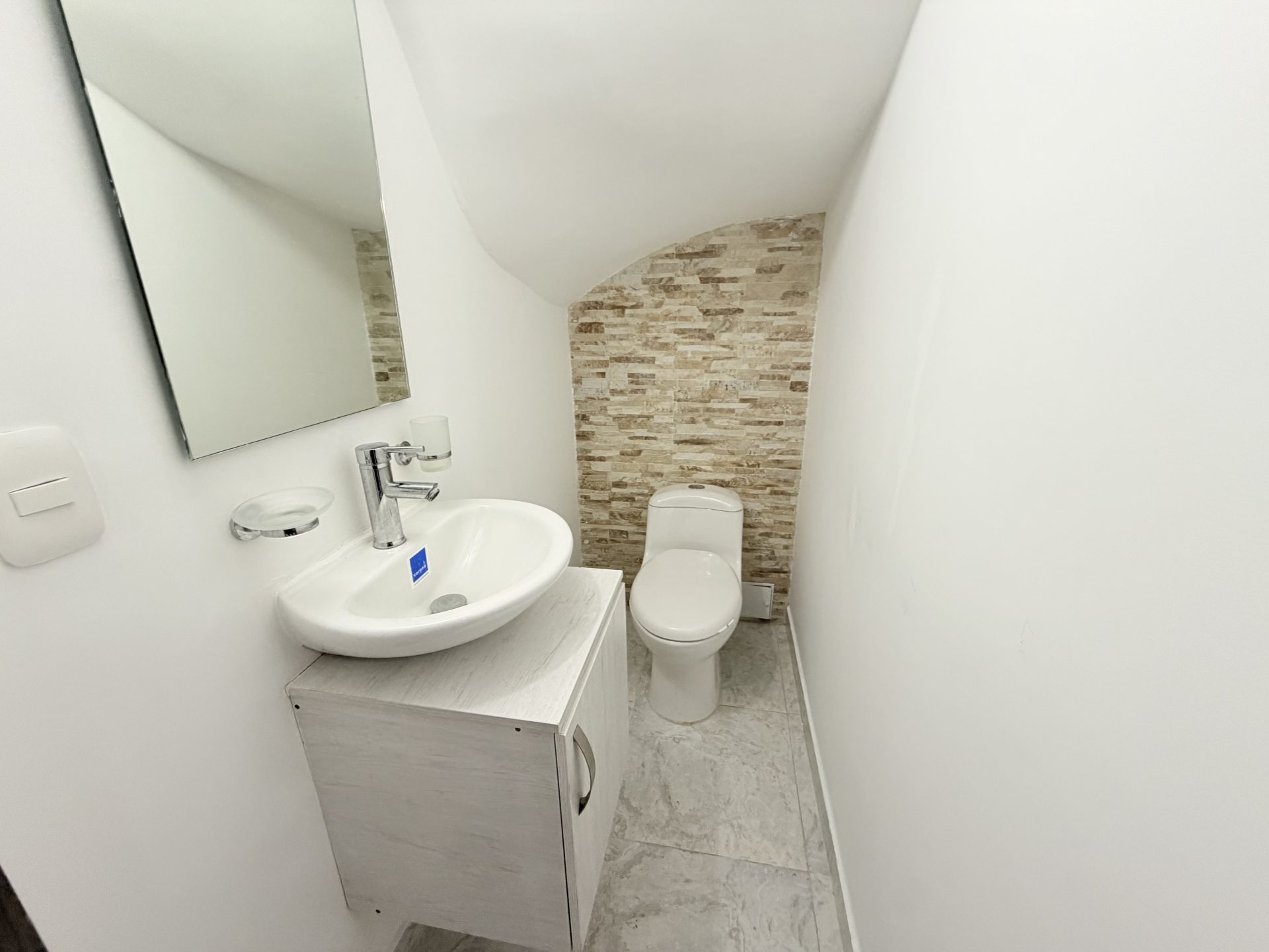 Arriendo Casa Cota conjunto Cerrado $ 3.500.000