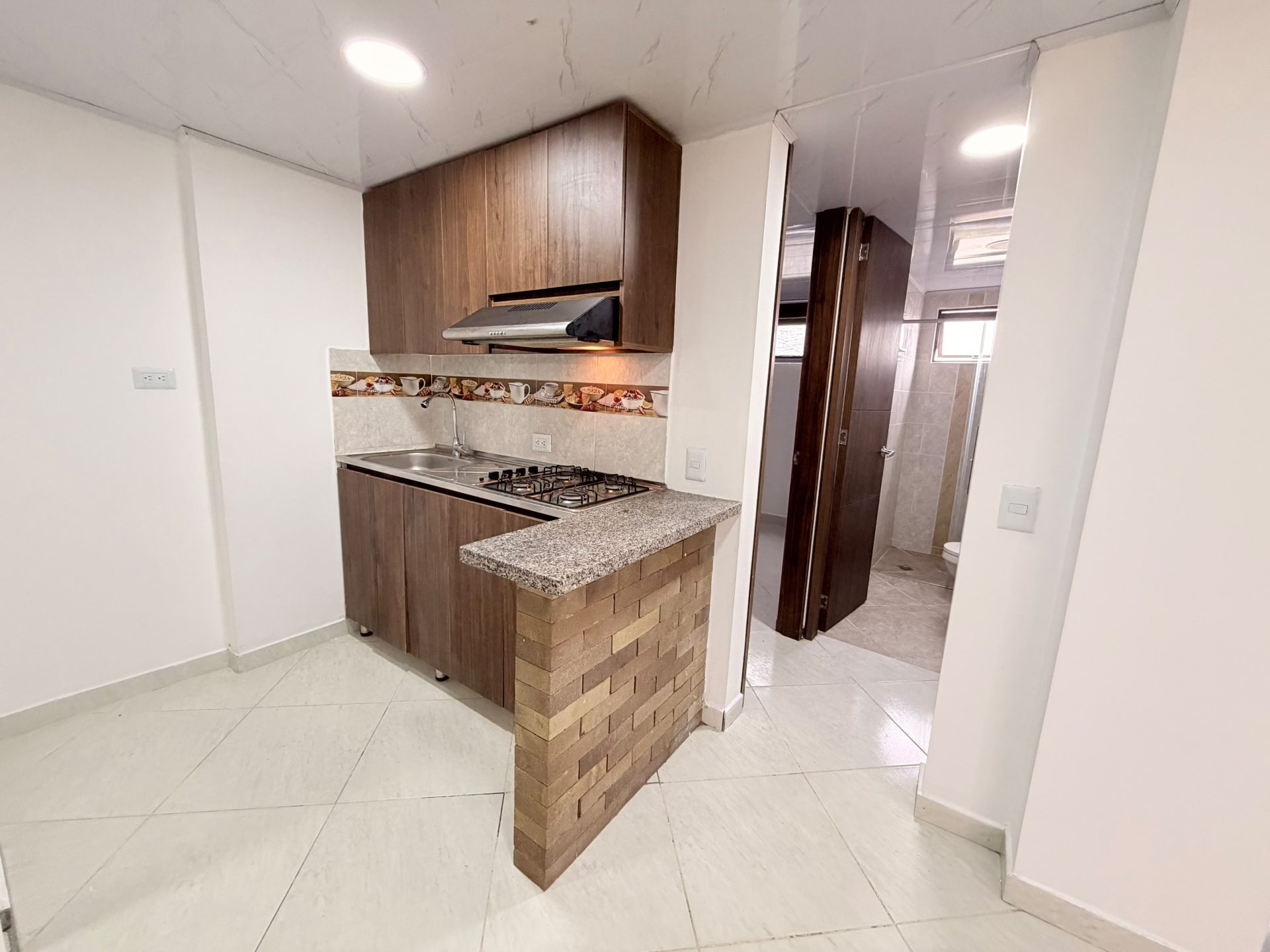 Arriendo Apto Cota $ 1.400.000