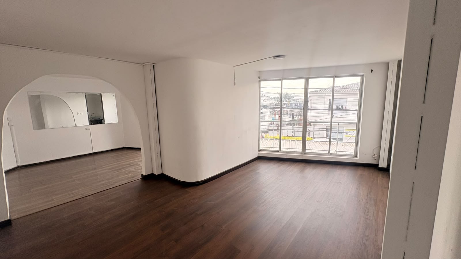 ARRIENDO LOCAL CABLE MANIZALES | 38 MTS2