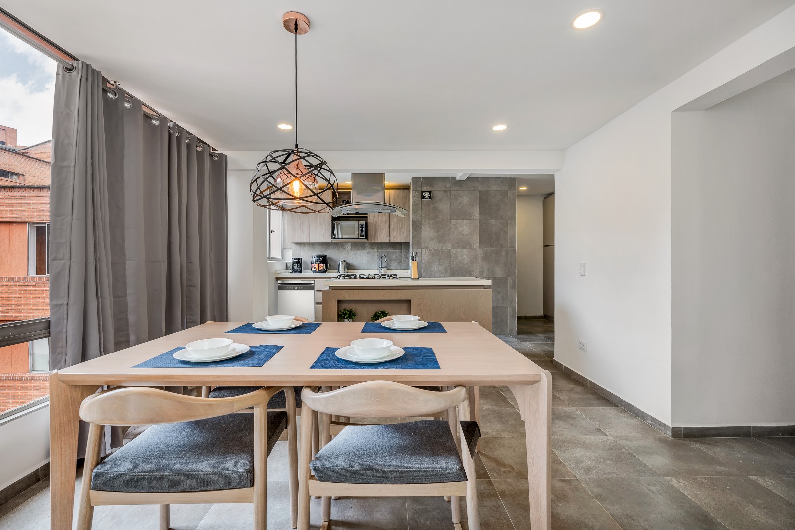 APARTAMENTO EN ARRIENDO EN EL POBLADO – PATIO BONITO