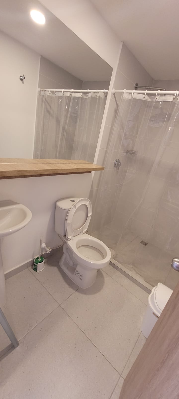 APARTAESTUDIO AMOBLADO EN ARRIENDO EN VILLA HERMOSA LA MANSION