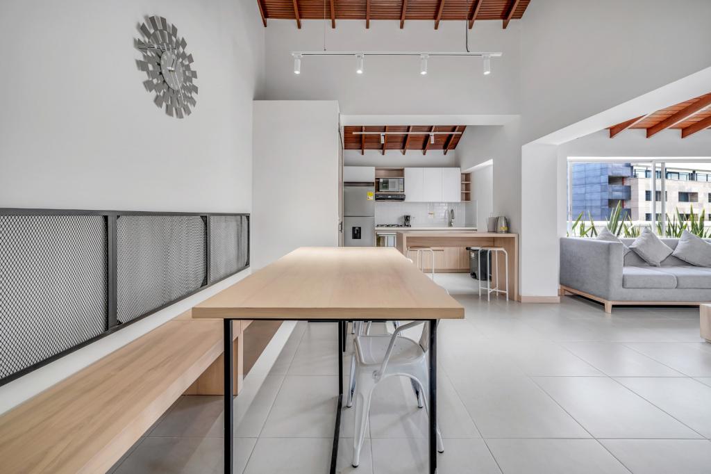 Penthouse Amoblado en Arriendo en el Estadio