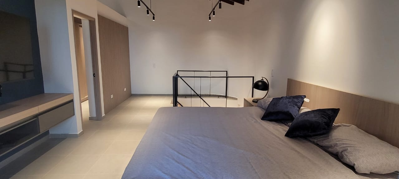 Hermoso Apartaestudio Dúplex Amoblado en el Poblado