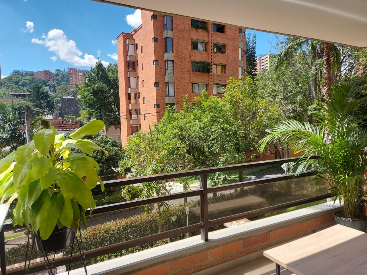 APARTAMENTO EN ARRIENDO- EL POBLADO- LA LINDE