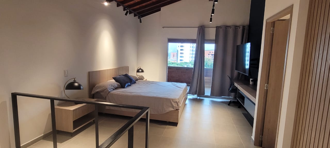 Hermoso Apartaestudio Dúplex Amoblado en el Poblado