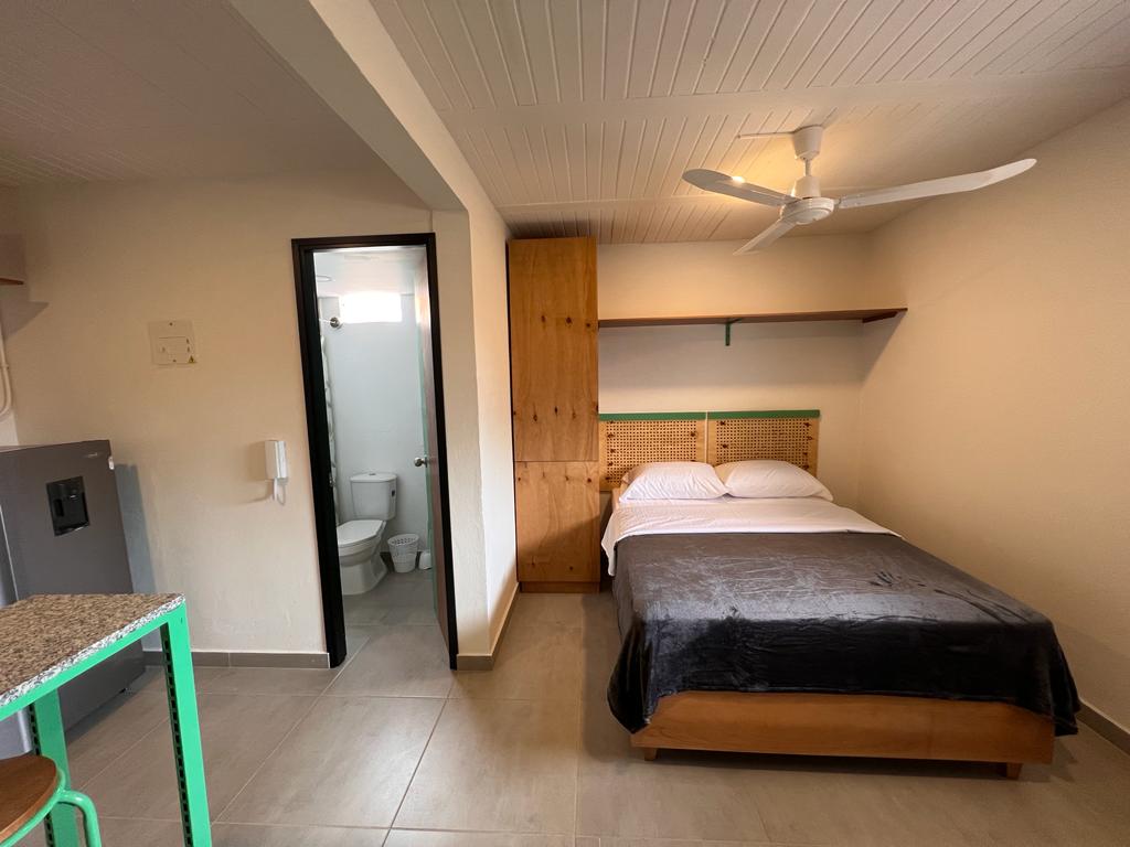 APARTAESTUDIO AMOBLADO EN ARRIENDO PRADO
