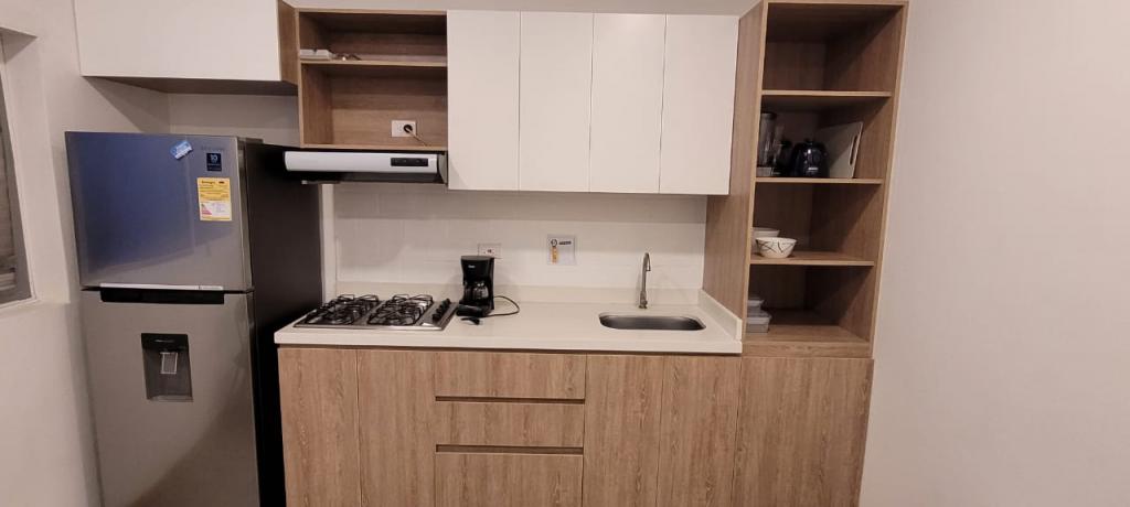 APARTAESTUDIO AMOBLADO EN ARRIENDO – CERCA DE LA 70, POR EL ESTADIO