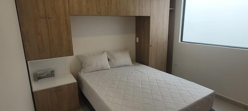 APARTAESTUDIO AMOBLADO EN ARRIENDO EN VILLA HERMOSA