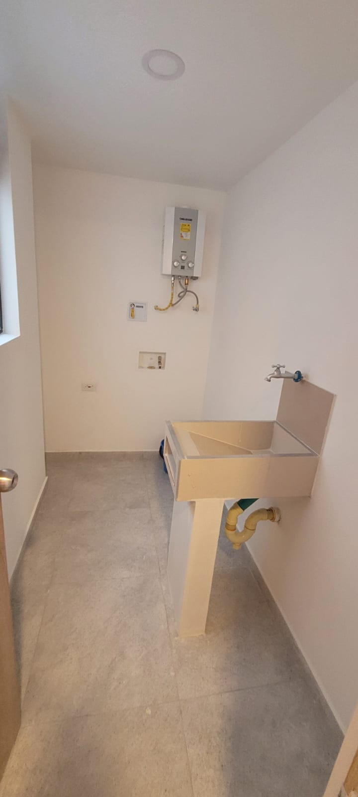APARTAESTUDIO EN ARRIENDO EN VILLA HERMOSA