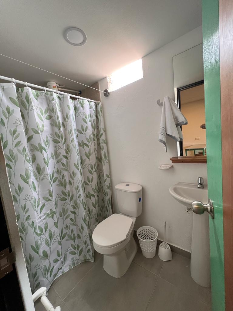 APARTAESTUDIO AMOBLADO EN ARRIENDO PRADO