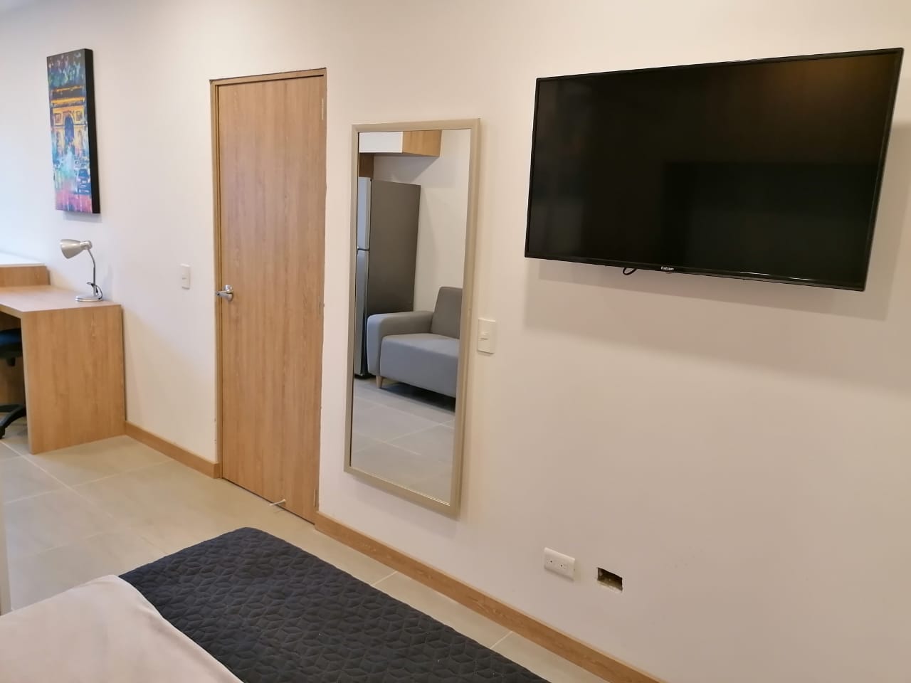 APARTAESTUDIO AMOBLADO EN ARRIENDO-CERCA DE LA 70 Y DEL ESTADIO