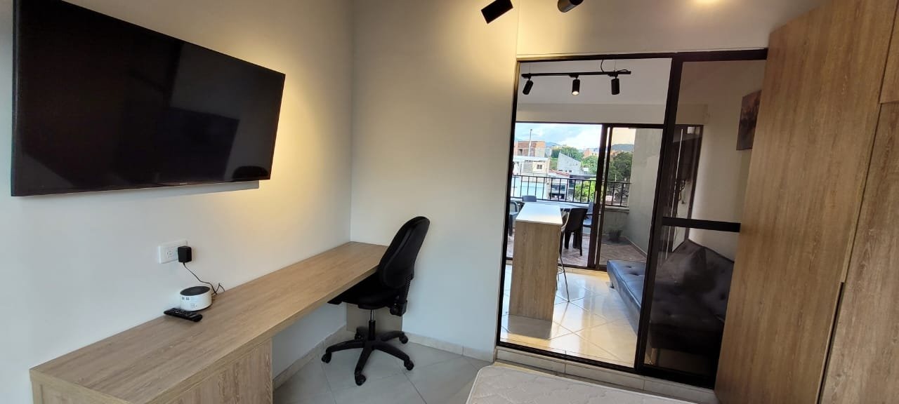APARTAESTUDIO AMOBLADO EN ARRIENDO-CERCA DE LA 70